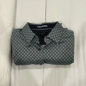 Men’s dress shirt
